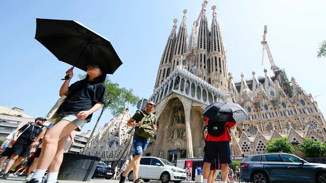 欧洲第二轮热浪来了！西班牙冲击44℃，法国、意大利等热门旅游地再次“高烧” - 3