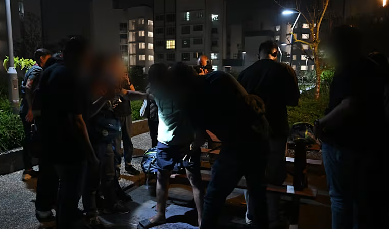 新加坡严打非法滞留:中国妈妈为陪读逾期28年自首被判刑(组图) - 2