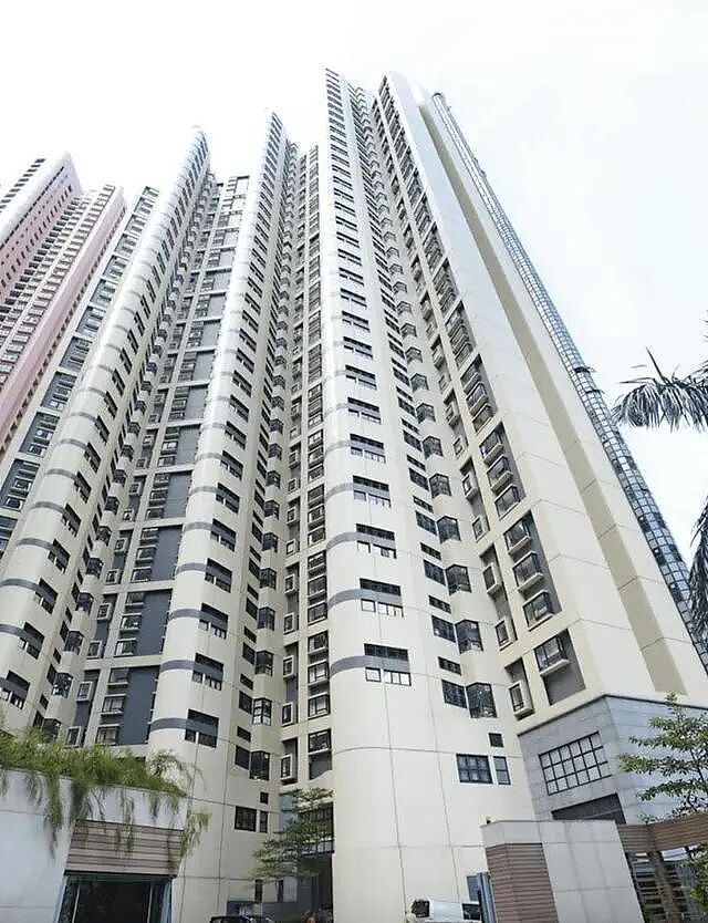 豪气!香港女星变身“亿万楼后”,5套豪宅市值超1.8亿!收租收到手软,自己却租房住(组图) - 3