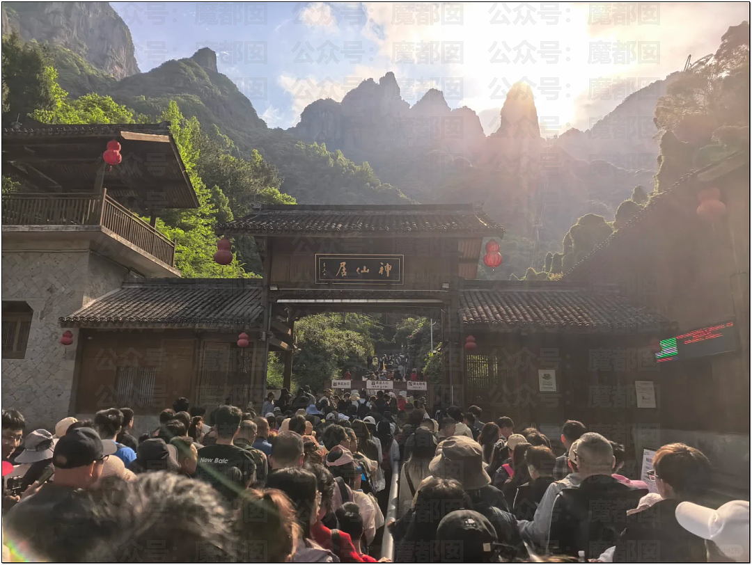 肉贴肉，人挤人！五一长假首日，中国各大景点已爆（组图） - 138