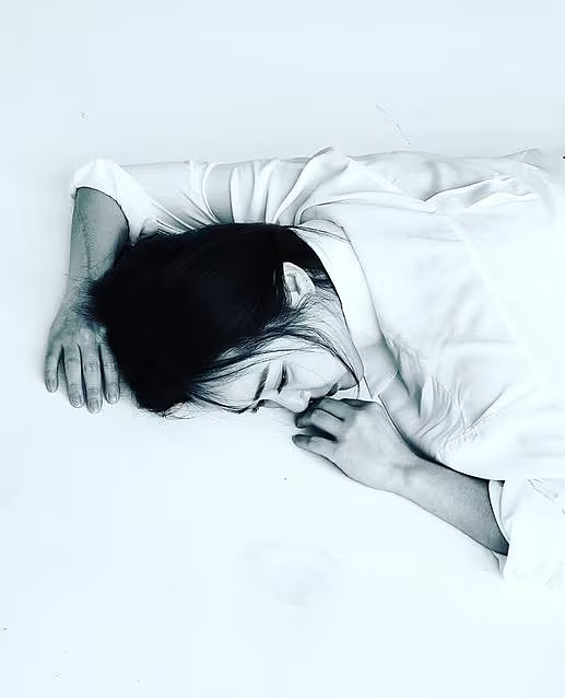 《蓝色生死恋》最美萝莉近照吓坏网友：原来她过得这么惨…（组图） - 28