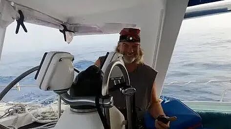 航海夫妻网上秀恩爱，两天后妻子突然消失大海！越扒越像悬疑片了.... - 8