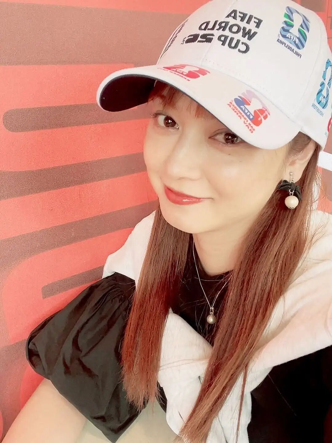 日本国足“美人妻”惊艳曝光！全员颜值爆表，ins晒照全是祝福，只有她被骂惨了… - 18