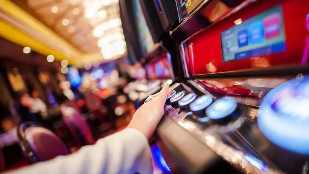 新加坡女子赌神附体狂赢$1029万,破新马纪录! 网友:奖金恐无法带回国...(组图) - 2