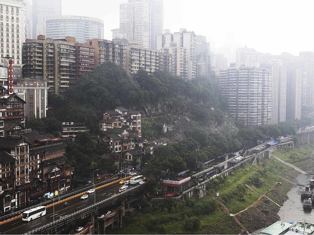 争议中国速度：大城市病倒逼“第五个现代化”（组图） - 1
