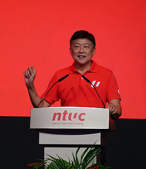新加坡总理黄循财一度泪洒群众大会、哽咽近3分钟，只因…（组图） - 10
