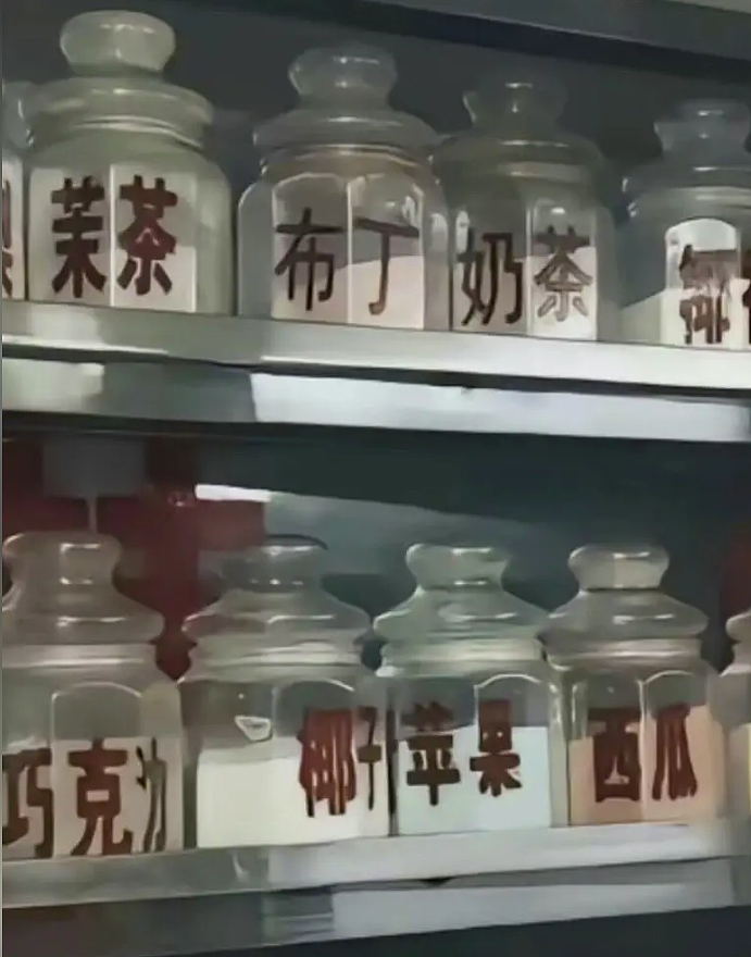 被骂阴间的AI中式梦核，却成了当代年轻人的精神解药？（组图） - 5