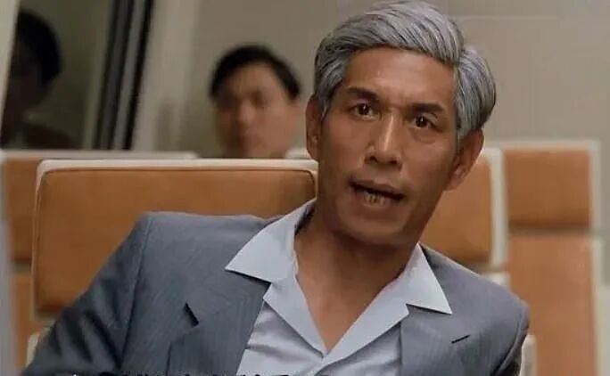 又一大师悄然离世,曾与周星驰世纪对骂!“我见尽港片辉煌,最后却一无所有”(组图) - 25