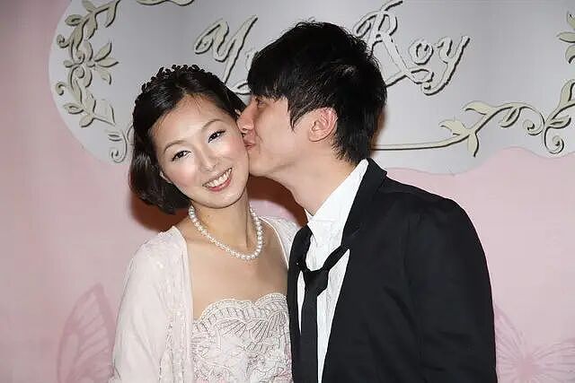 一脚踏五船，“港圈第一渣男”也能被洗白？网友：笑死，全靠同行衬托 - 29