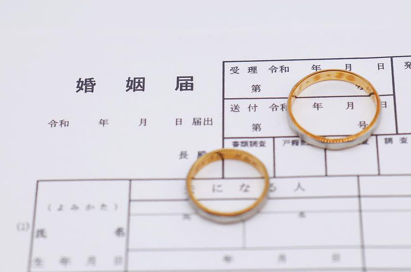 认识5分钟就求婚?记者卧底揭开“中日假结婚”惊人内幕,澳洲早就有同款操作 - 2