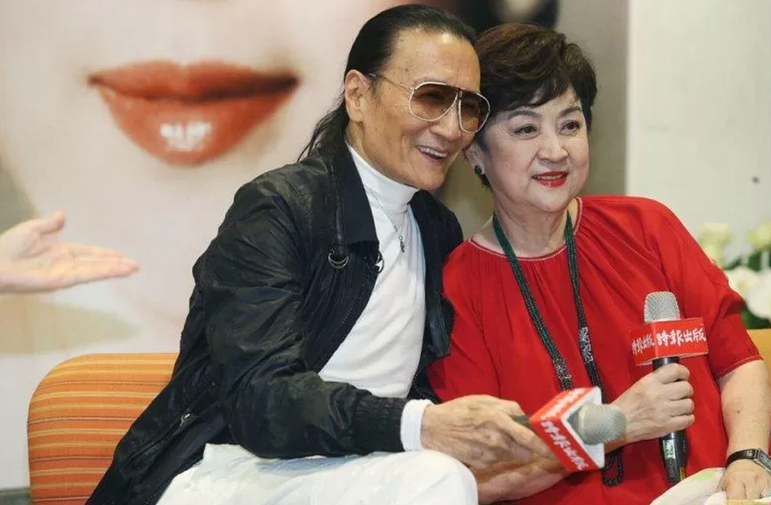 谢贤离世前已失智, 3个保姆24小时照顾; 二婚女儿更洒脱, 未婚生女定居温哥华 - 4