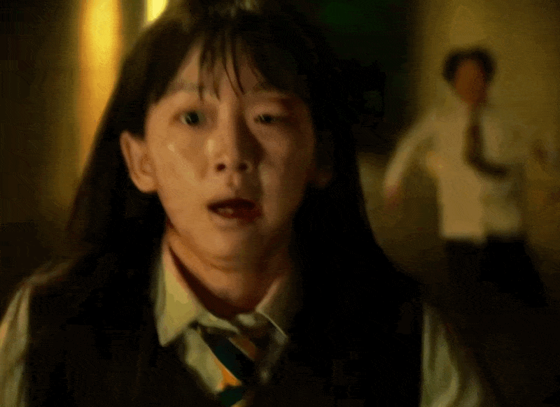 韩国37岁“初恋脸”刷爆热搜:貌美又凶狠,好疯狂的人生…… - 21
