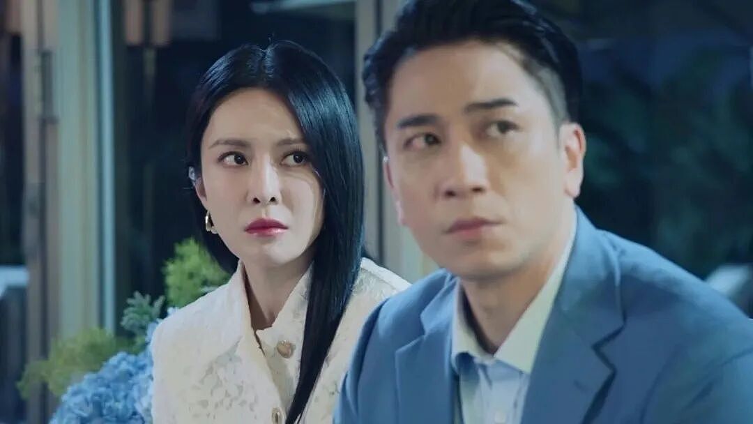 36岁女星被曝恋情！与大10岁男演员假戏真做，两人曾暧昧互动（组图） - 4