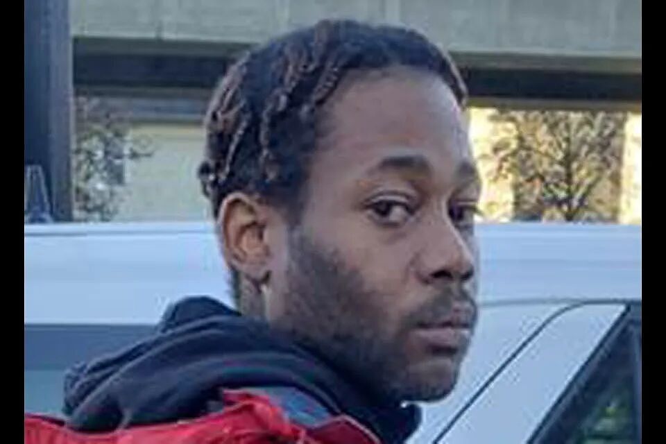 气炸！加拿大男子15刀捅死女友，竟因肤色减刑3年! 法官: 他经历过种歧（组图） - 3