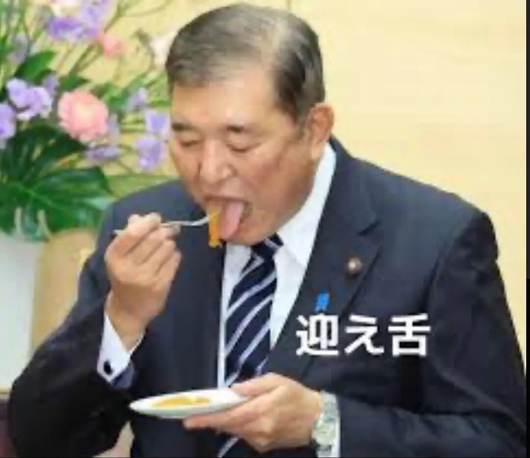 木村拓哉最新广告因伸舌头吃饭被喷!日本网友直呼:吃相太难看了(组图) - 13