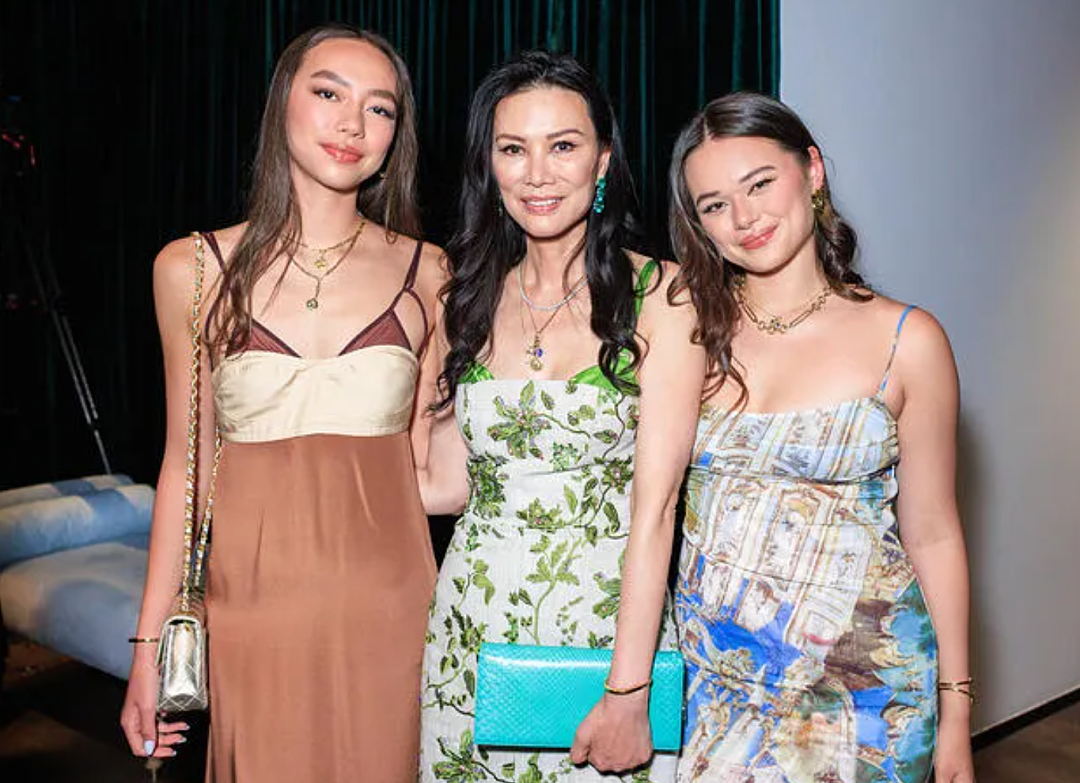 澳媒大亨默多克95岁寿宴，邓文迪带两个女儿坐主桌！特朗普送上祝福（组图） - 11