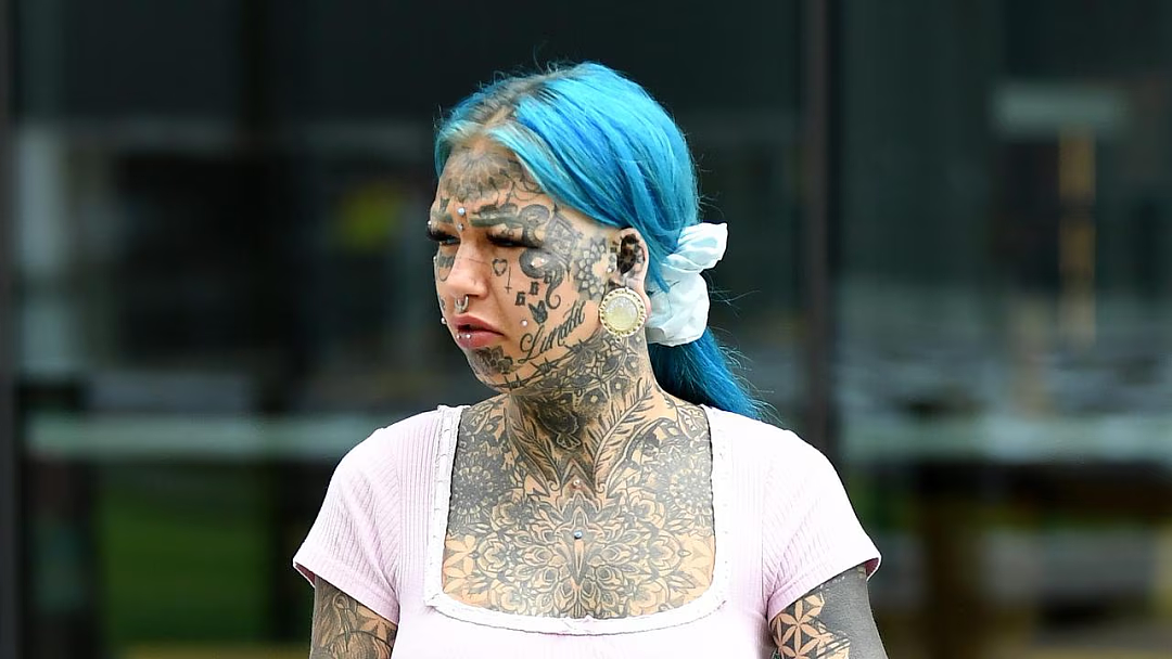 “全球纹身最多女性”手术改造太惊悚!几经生死不愿停,称是终生追求? - 15