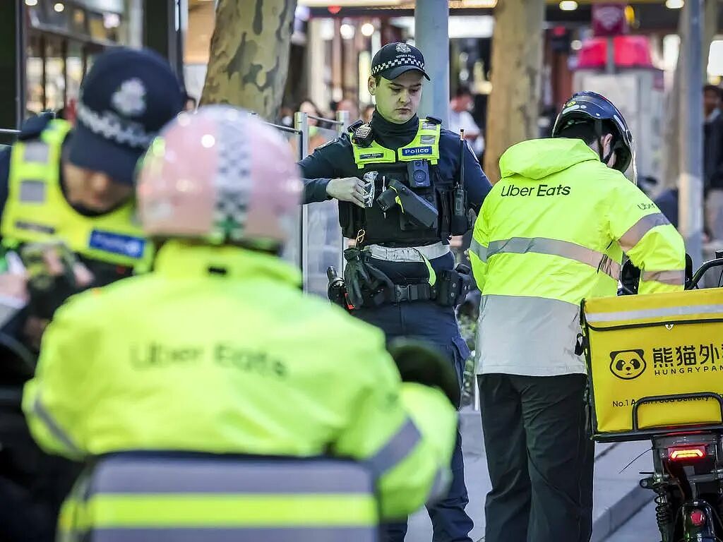有救了!墨尔本CBD警察多了一倍!严打这三类人(组图) - 6