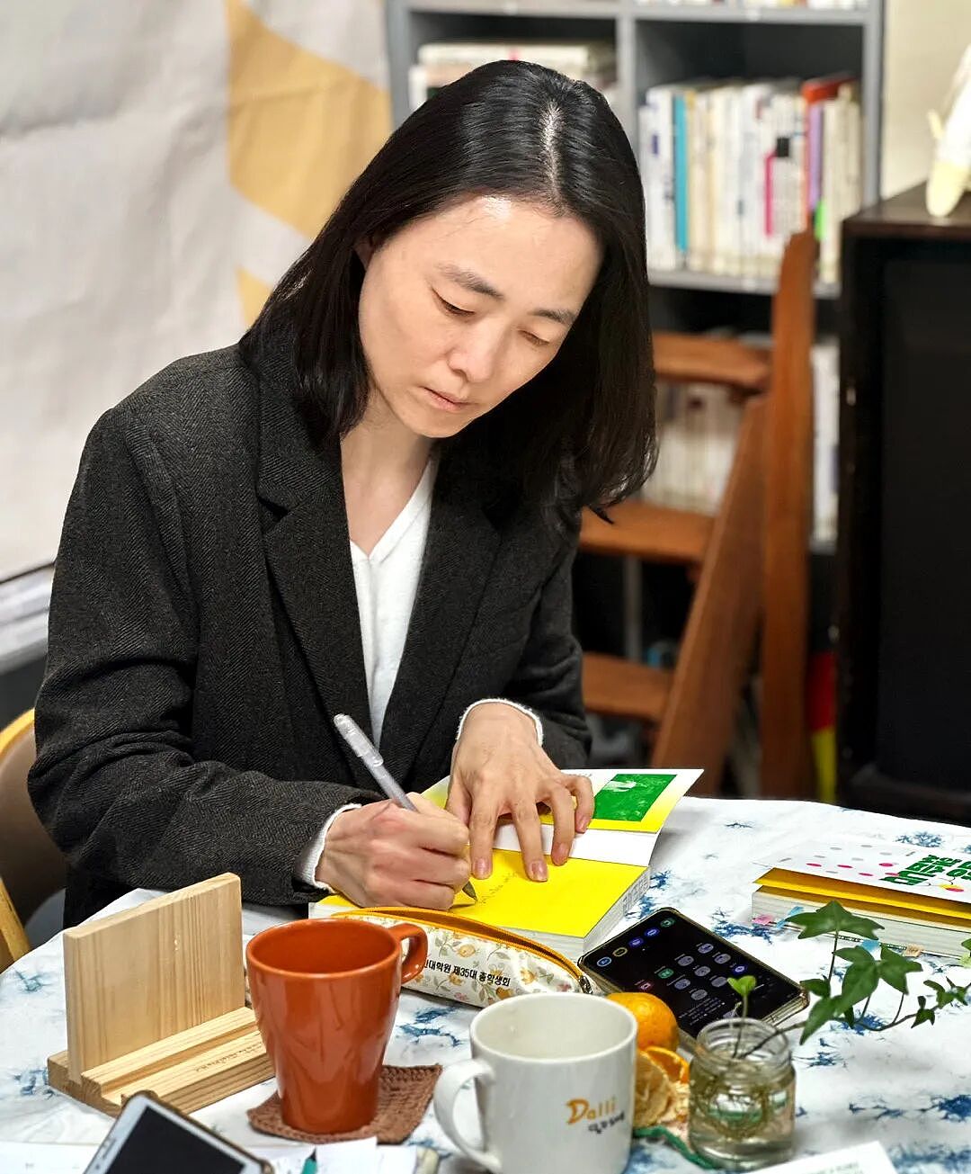 第一批没结婚的韩国女子，已经开始“领养”闺蜜了（组图） - 7