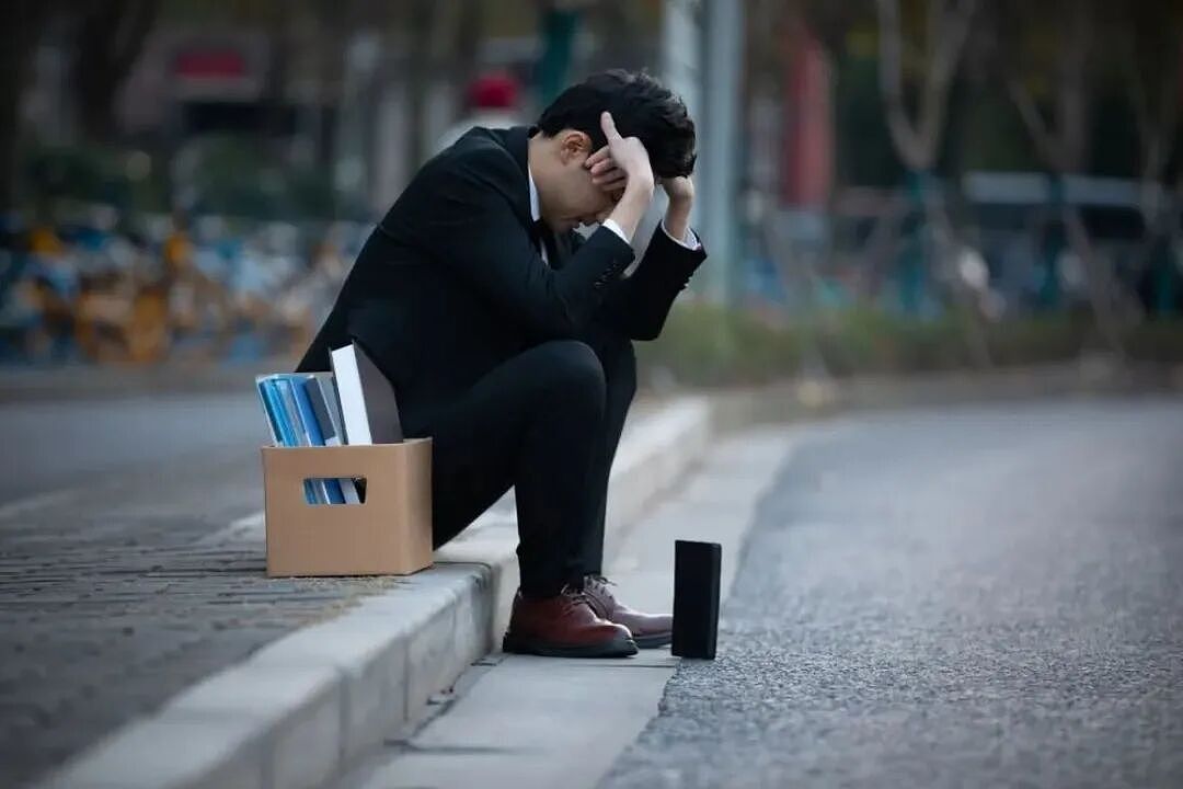 澳洲神话破灭!大批华人集体回国?失业率飙升!留学生暴跌!移民光环不再(组图) - 8