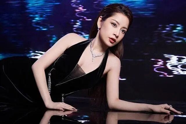 【美女】“越南小杨幂”五官神似baby、身材不输卡戴珊!堪称东南亚颜值天花板~ - 7