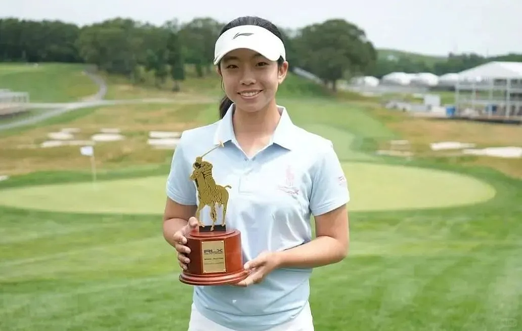 刘国梁16岁女儿打高尔夫进斯坦福！UCLA、杜克等十几所名校连夜打电话“抢人” - 3