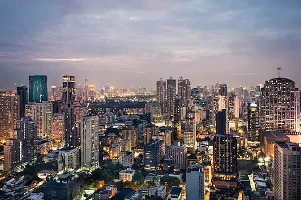 美国年轻人为什么突然迷上了中国？Z世代掀起