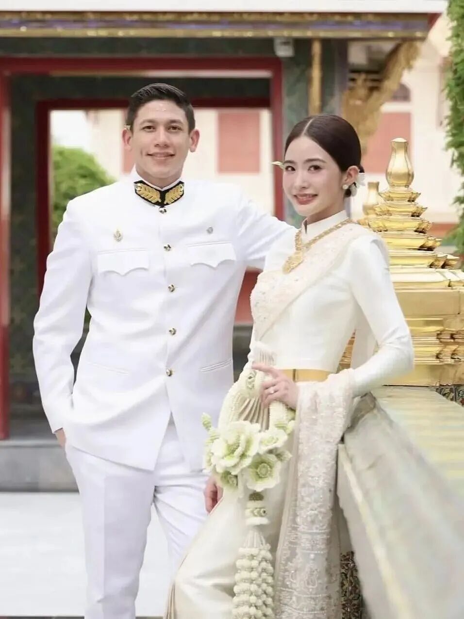 三观震碎！一线女星老公被曝性侵亲弟长达12年，全家沉默包庇！女星知情不揭，硬嫁豪门？（组图） - 1
