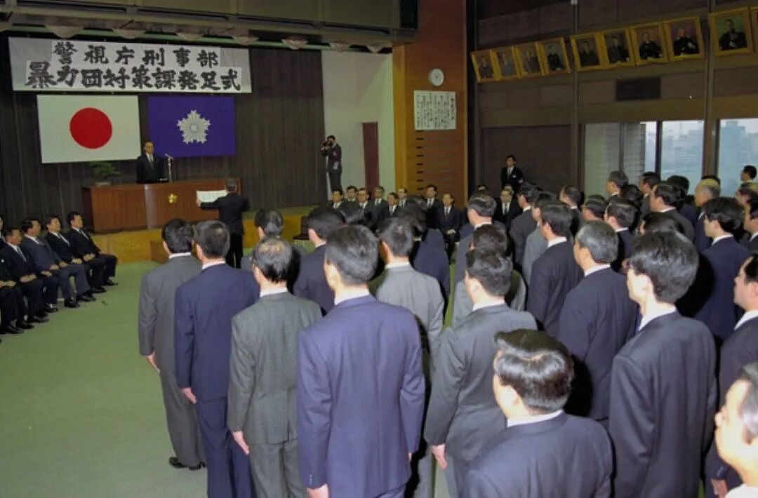“前半生是恶霸,后半生是学霸” 前日本黑帮大叔的人生比热血漫画还刺激(组图) - 6