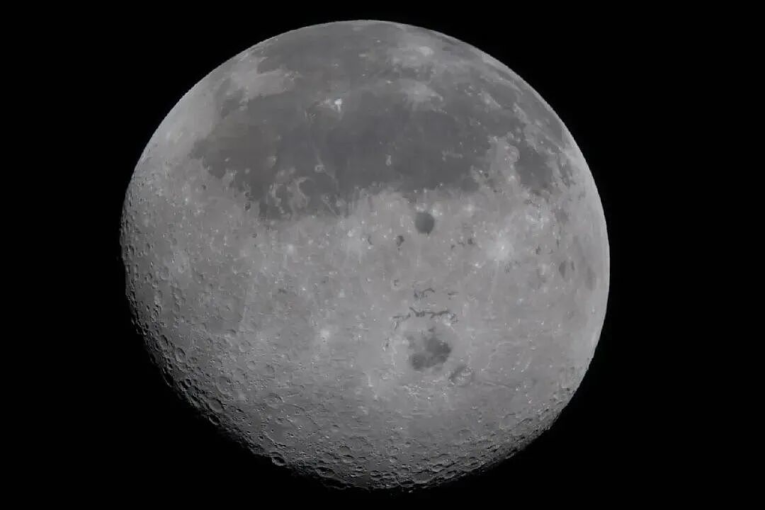 NASA四名宇航员飞掠月球，首次目睹月球神秘背面！人类探索宇宙星辰的脚步永不停歇（组图） - 5