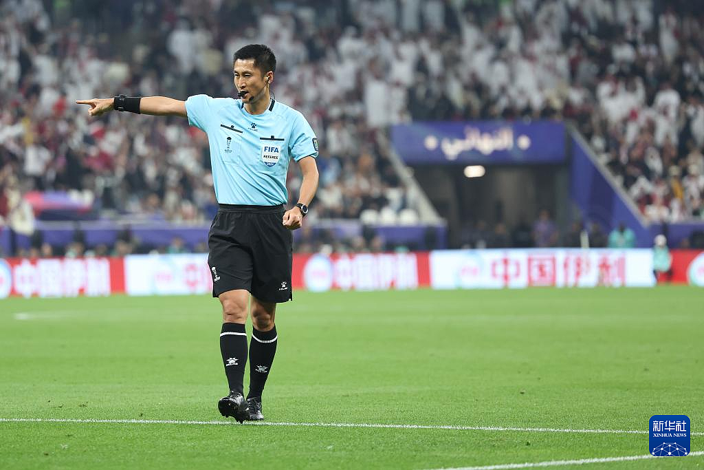 中国裁判，时隔24年再次主哨世界杯！国际足联刚刚确认 - 2