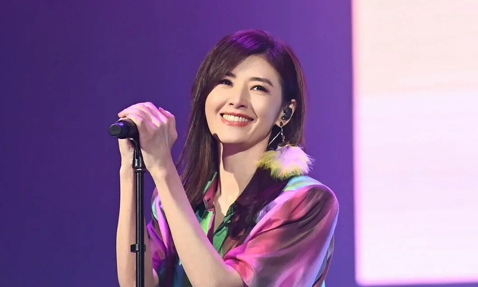56岁初代“玉女掌门人”近况曝光！她的歌曾红遍大江南北 - 9