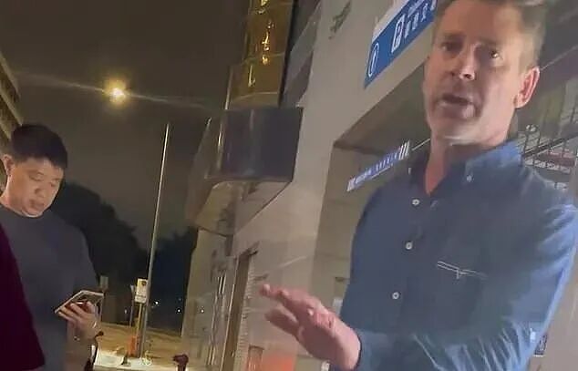 全网热议！澳洲律师赴华吃“霸王餐”，多家酒店中招！吃完不付钱还要打人！嚣张至极...（组图） - 4