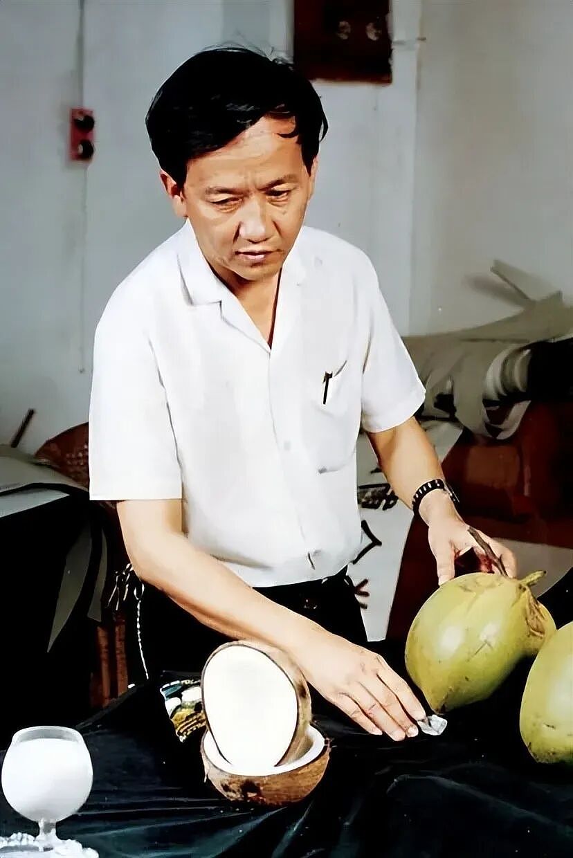 擦边20年，擦出50亿 - 12