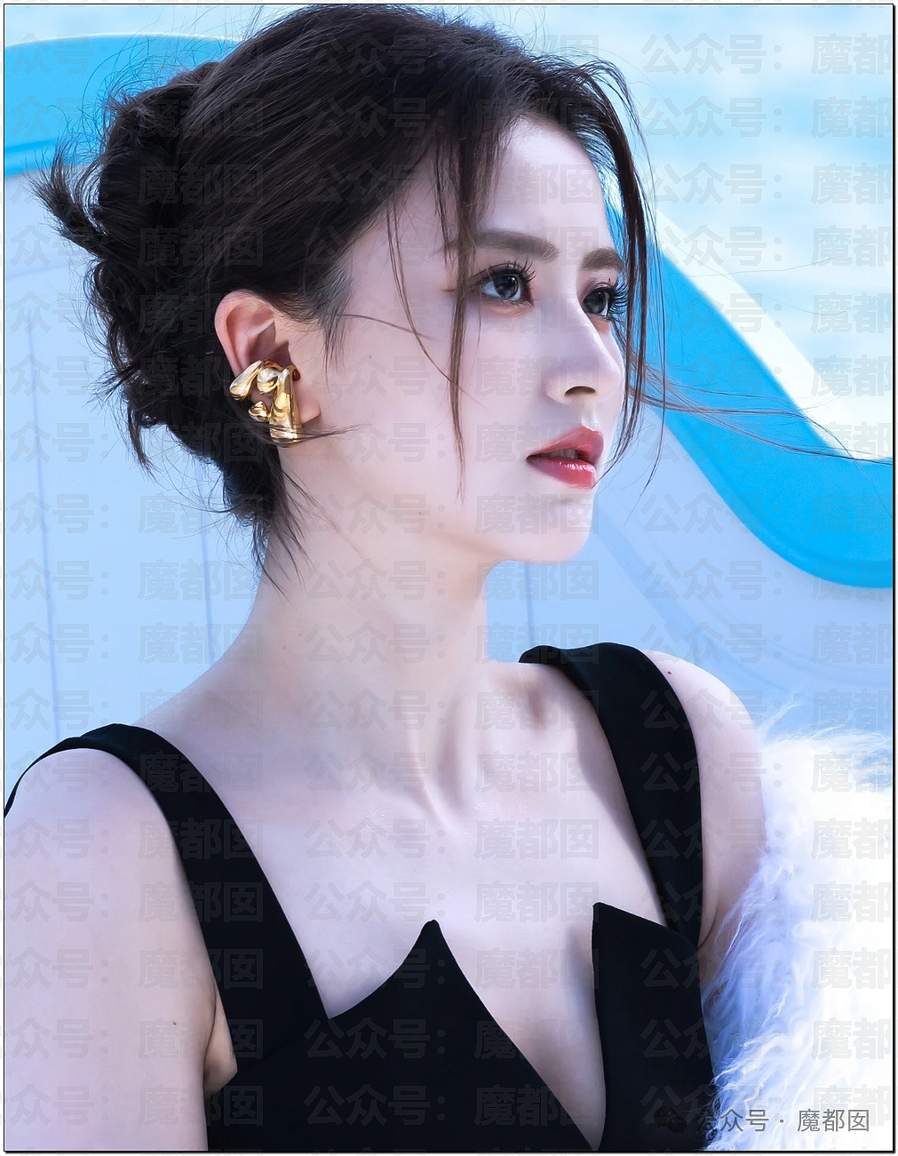 超美人气偶像金子涵直播求救：再逼我就把所有的都说出来（组图） - 3