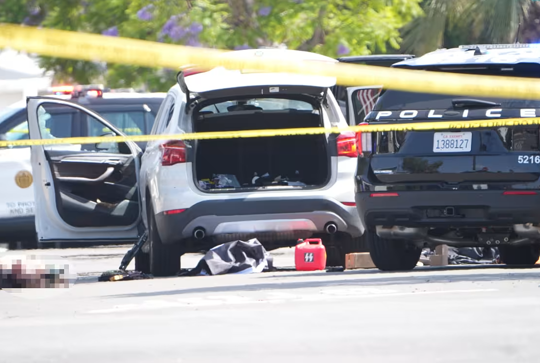 5死!2名青少年偷枪疯狂扫射,宝马车上自尽,曾是高中摔跤手 - 8