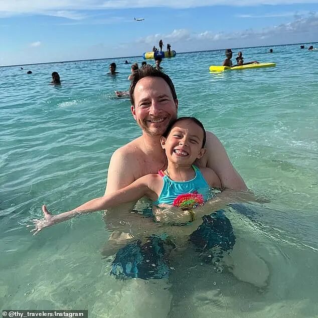 豪宅变刑场!富豪枪杀怀孕亚裔妻子,2名幼子死在床上,精英家庭一夜崩塌 - 4