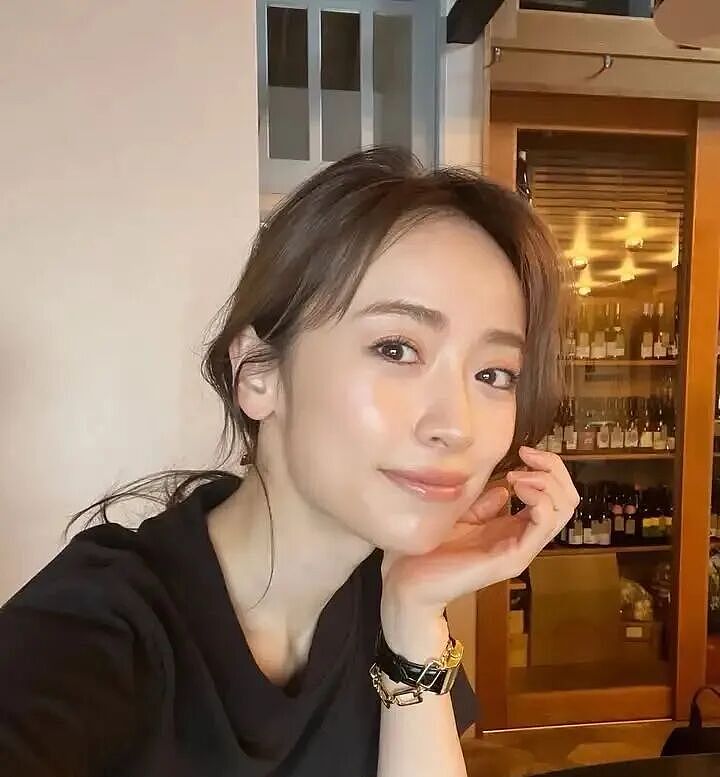 日本国足“美人妻”惊艳曝光！全员颜值爆表，ins晒照全是祝福，只有她被骂惨了… - 10