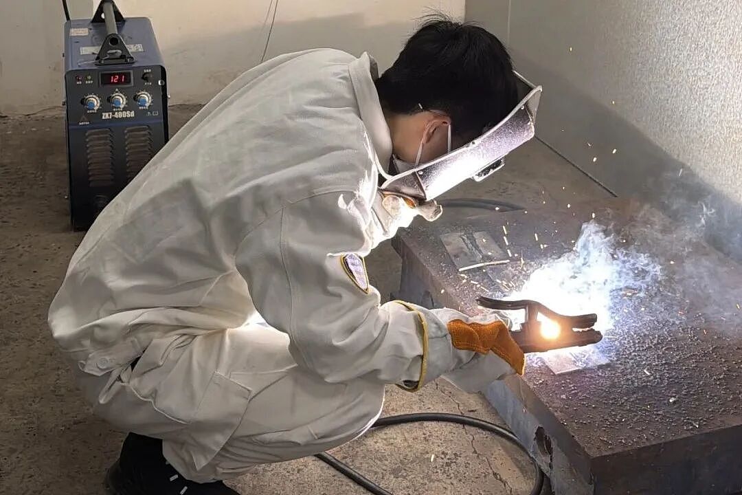 文科女博士，退学做维修 - 11