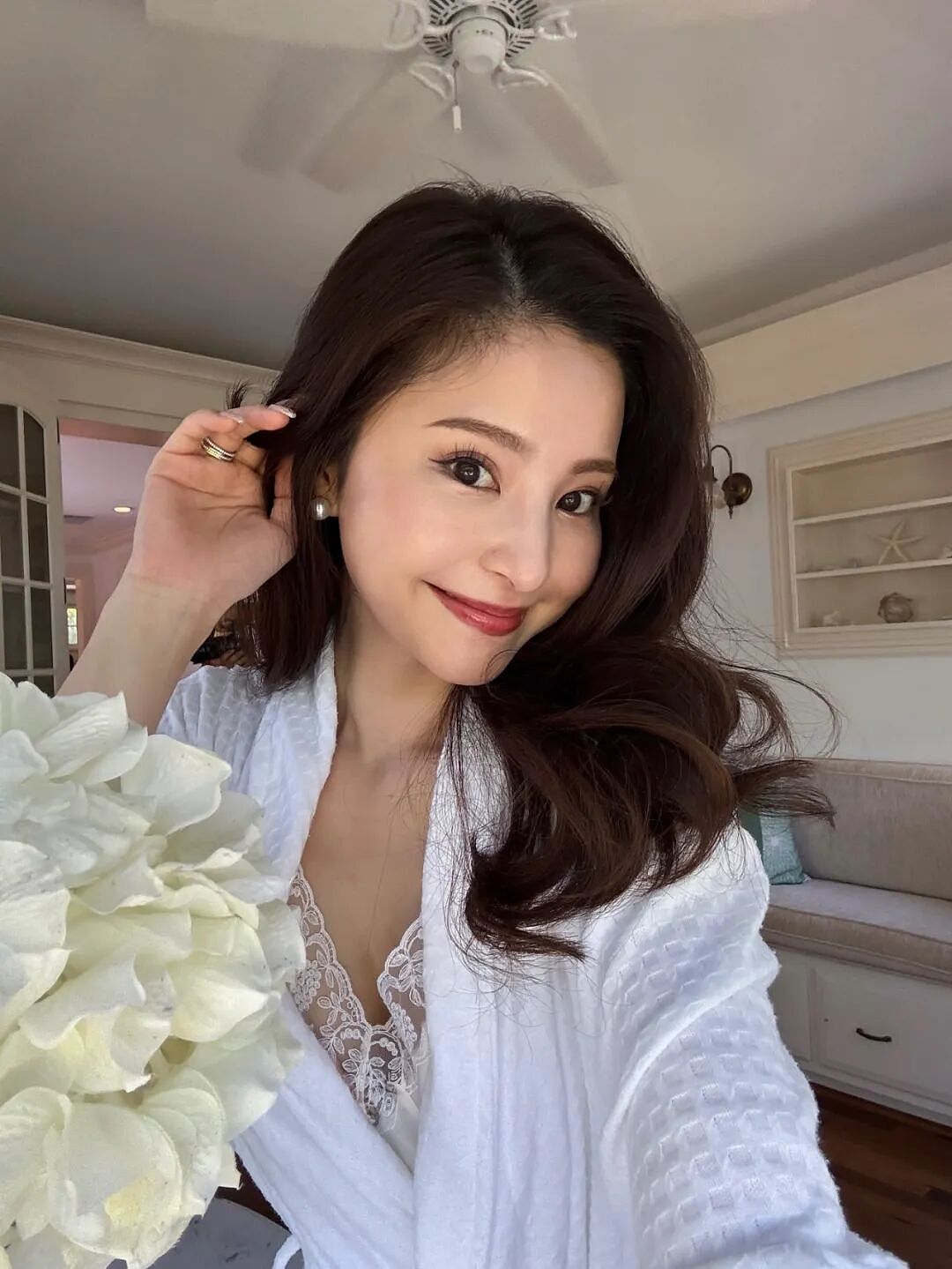 日本国足“美人妻”惊艳曝光！全员颜值爆表，ins晒照全是祝福，只有她被骂惨了… - 15