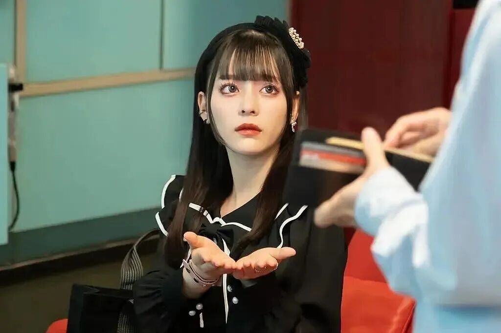 日本25岁富家女为供养牛郎赴中国“拼命赚钱”！掏空身家坚信牛郎会跟自己结婚生子...（组图） - 13