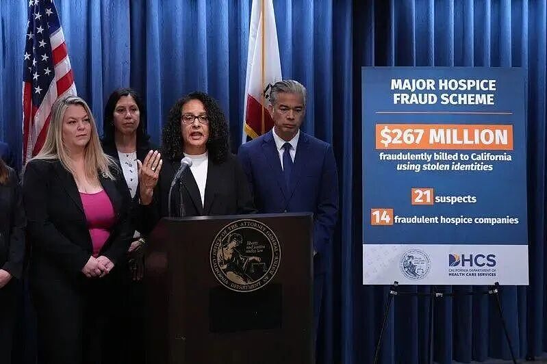 年度最离谱骗保案曝光，“蠢贼扮成熊手撕劳斯莱斯”让人笑喷 - 6