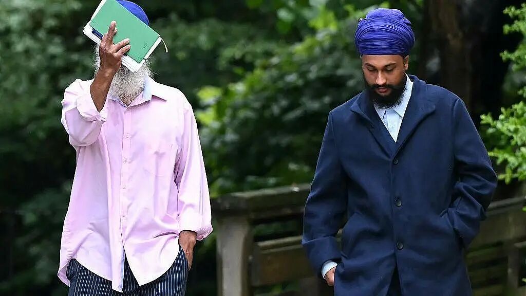 英国男生被移民连捅数刀，警察到场轻信“种歧”，反将受害者拷住！男生在绝望中死去...（组图） - 10