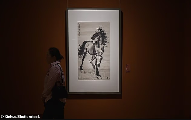 美国男子傻眼:父亲从中国带回的画卷,竟被45美元卖了!他坚称其中藏着“真迹” - 4