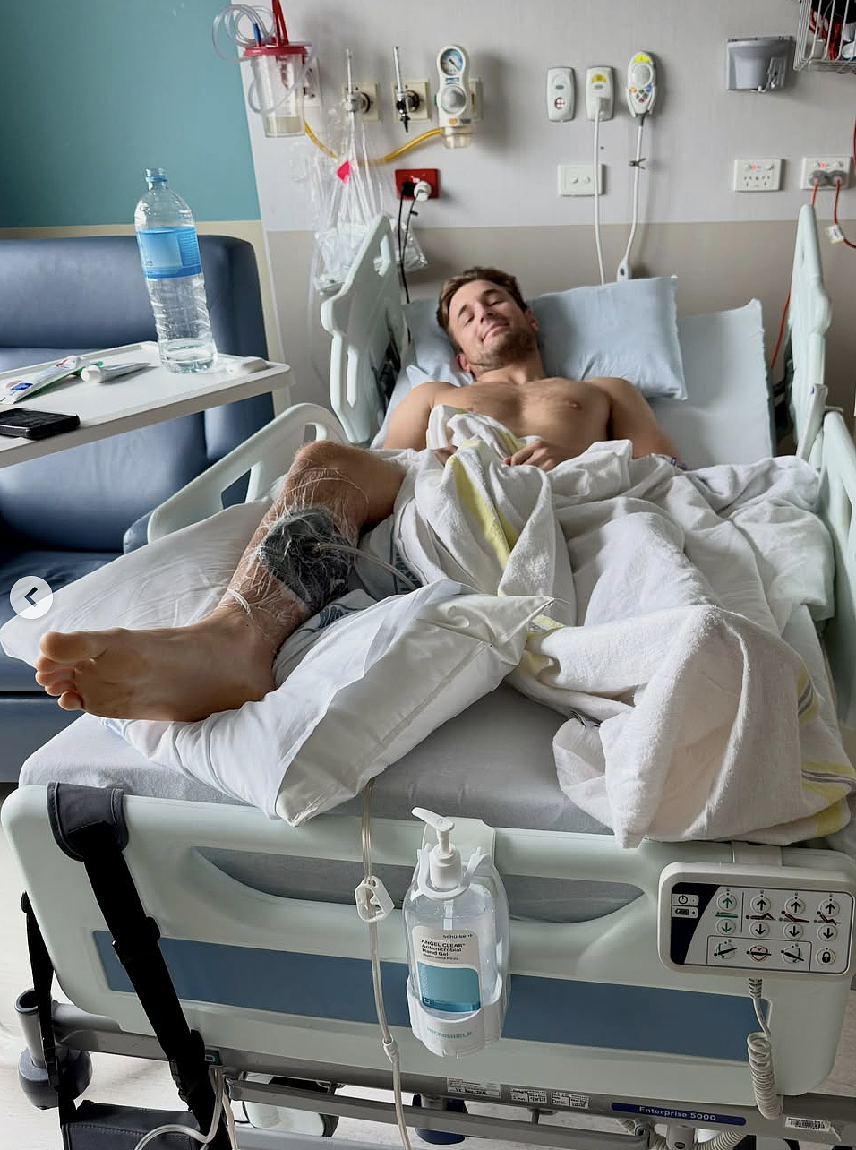惊险！新西兰网红斐济潜水，遭鲨鱼袭击，历经4次手术…… - 4
