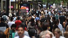提前70年突破2800万：澳洲人口大爆炸，正在强行对冲加息的引力？