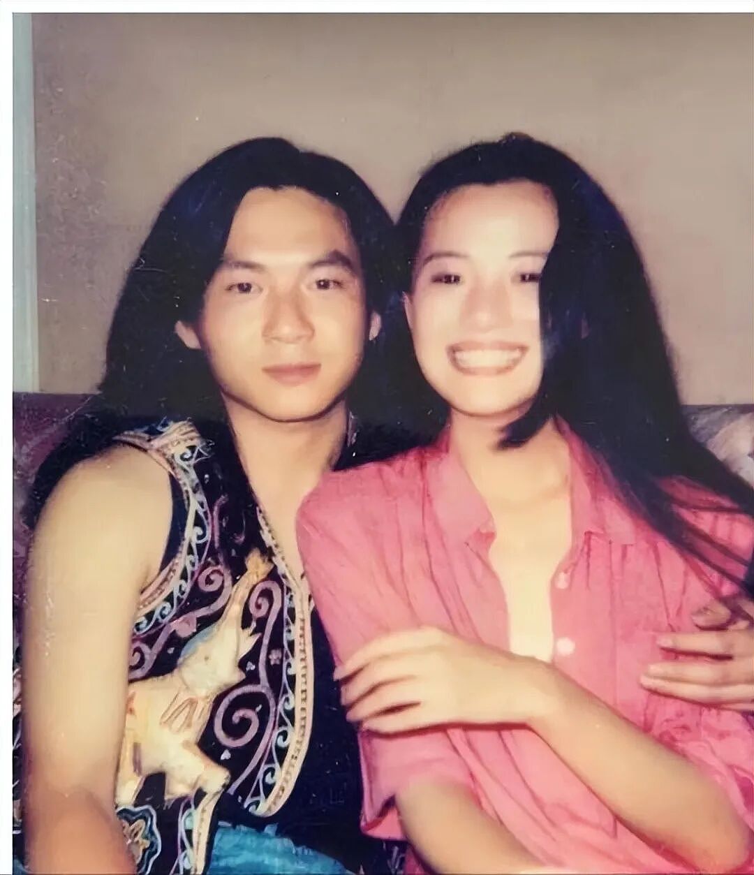她陪伴陈道明8年，2亿身价不求名分，转身嫁王菲初恋成人生赢家（组图） - 2