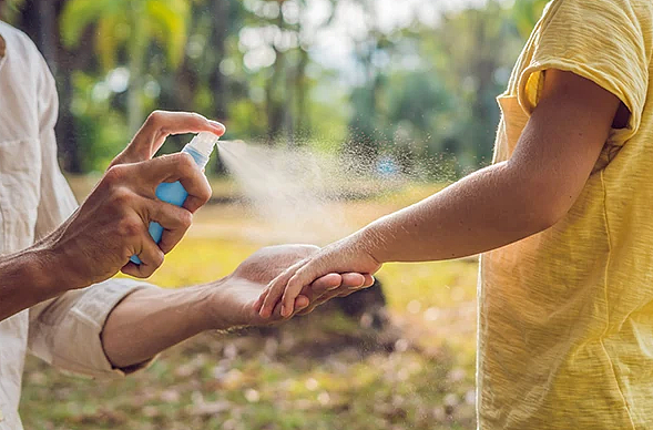 晴天霹雳！科学家最新发现：你狂喷的驱蚊水，可能正在疯狂招蚊子…… - 4