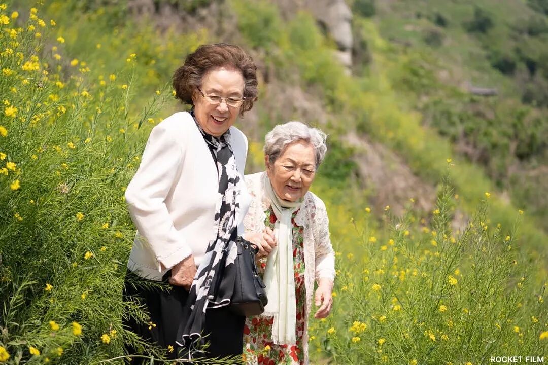 第一批没结婚的韩国女子，已经开始“领养”闺蜜了（组图） - 5
