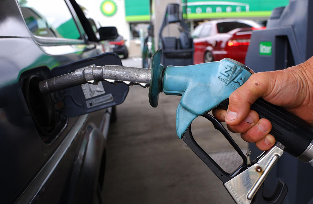 国际油价持续回落！新西兰汽油还有降价空间？最新预测：经济前景改善！但未来加息仍难避免！ - 1